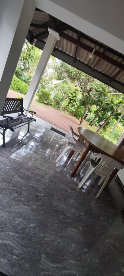 Sunset Villa Negombo Exterior photo