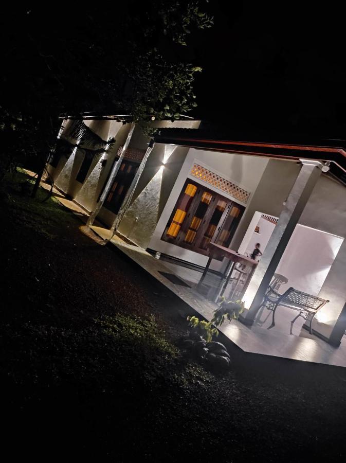 Sunset Villa Negombo Exterior photo